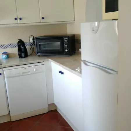 Apartman Bemposta's Sunny Place - Family Getaway *